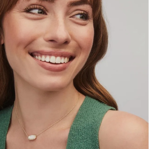 KENDRA SCOTT Gold Elisa White Pearl Necklace - Picture 2 of 5